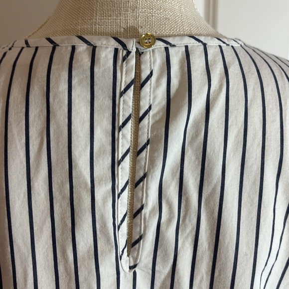 Michael Kors White/Blue Striped Tunic Blouse Size Medium - Picture 5 of 9